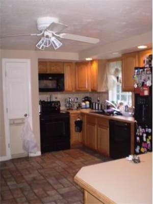 25 Westview Dr, Oxford, MA 01540 - photo 4