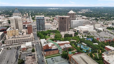 Center Pointe Greensboro unit 401, Greensboro, NC 27401 - photo 5