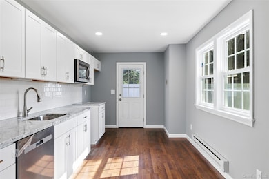 15 Maple St, Wyandanch, NY 11798 - photo 7