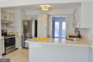 213 Fairfield Dr, Warrenton, VA 20186 - photo 4