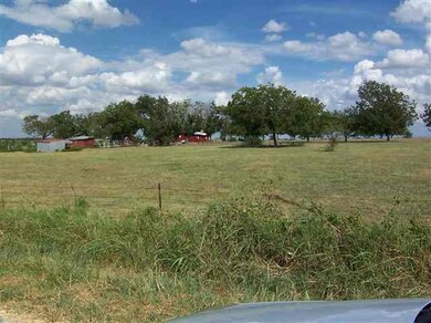 6574 Arthur Cemetery Rd, Troy, TX 76579 - photo 4