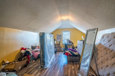4201-Davis-Grove-snapsold-screen-215257-