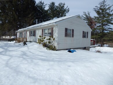 32 Cumberland Cir, Dalton, MA 01226 - photo 4