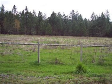 619 Hixson Rd, Grants Pass, OR 97527 - photo 3