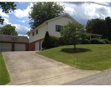 206 Cedar Dr, Scott Depot, WV 25560 - photo 2