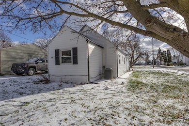 3487 Rhode Island Ave, Niagara Falls, NY 14305 - photo 3