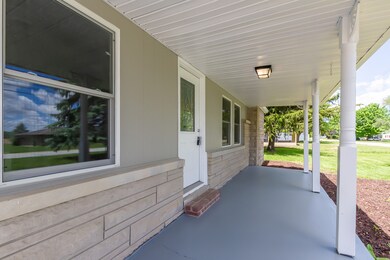 720 N Independence St, Windfall, IN 46076 - photo 2