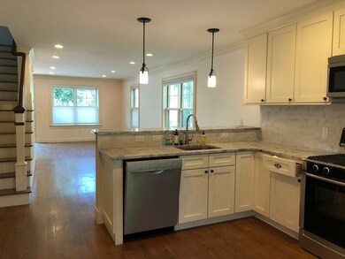 5 Watson St, Cambridge, MA 02139 - photo 4