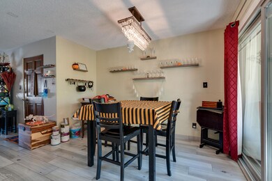 009-4201ECAMELBACKRD88-Phoenix-AZ-85018-
