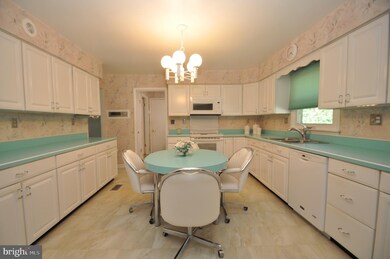 5658 French Ave, Sykesville, MD 21784 - photo 7