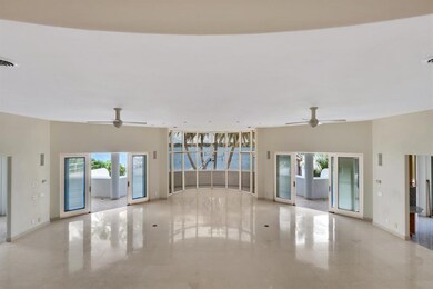 Grand Rooms - All w/ Views!