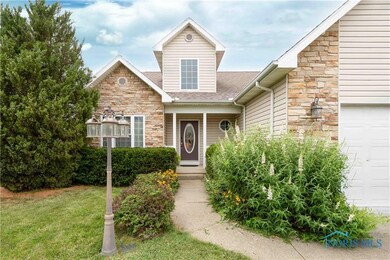 1422 Fox Hound Dr, Findlay, OH 45840 - photo 2