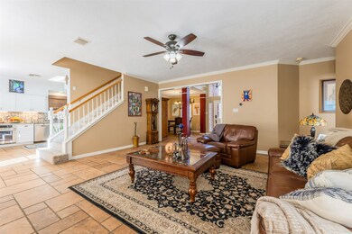 7907 Emerald Bluff Ct, Houston, TX 77095 - photo 6