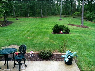 Yard/Garden - backyard, view from screen rear porc