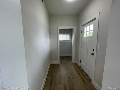 Unit B1 Foyer