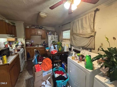 479 Martin St, Wadesboro, NC 28170 - photo 4