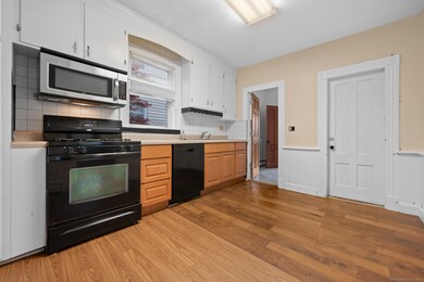 175 Lincoln St, Middletown, CT 06457 - photo 6