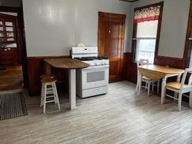 75 Broad St, Fall River, MA 02724 - photo 5