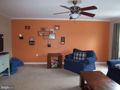 181 Scarboro Dr, Bunker Hill, WV 25413 - photo 3