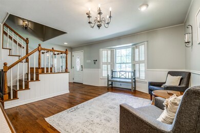 805 S Rusk St, Gainesville, TX 76240 - photo 3