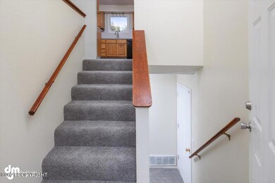 02-Front Entry_DMD_6458