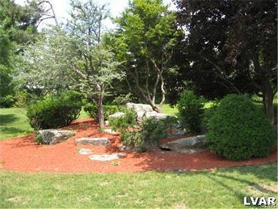 1580 Alta Dr unit 1, Whitehall, PA 18052 - photo 4