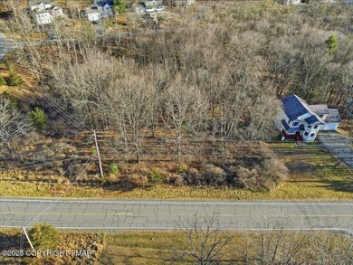 3032 Sec 3 Kirkham Rd, Saw Creek, PA 18324 - photo 7
