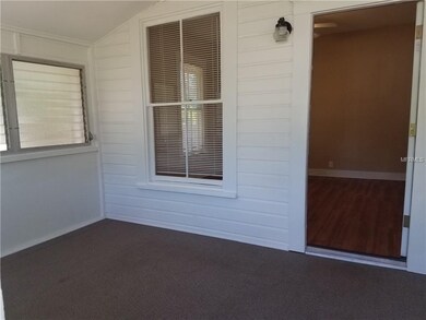 612 N Rockingham Ave, Tavares, FL 32778 - photo 2