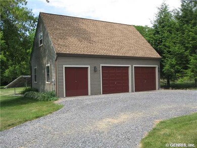 Garage.