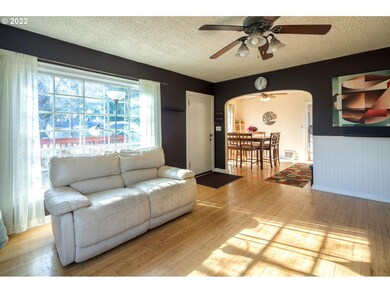 628 N Knights Bridge Rd, Canby, OR 97013 - photo 5