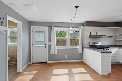 1426 21st Ave S unit 1426, Wisconsin Rapids, WI 54495 - photo 5