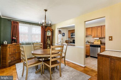 980 Circle Dr, Halethorpe, MD 21227 - photo 5