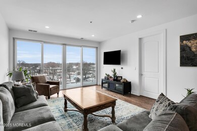 432 Ocean Blvd Long Branch NJ-large-011-