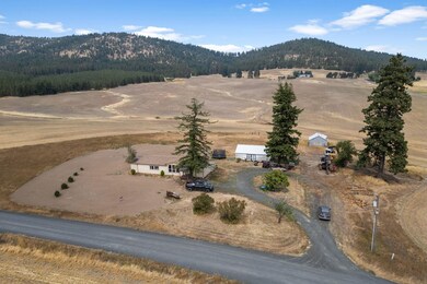 38521 Tekoa Idaho Rd unit 39204 Cove Rd, Tekoa, WA 99033 - photo 2