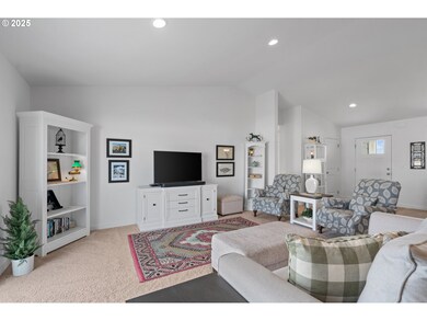 400 SW Goldfinch Ln, Boardman, OR 97818 - photo 7