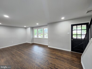 578 Hillside Dr, Lansdale, PA 19446 - photo 3