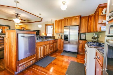 304 W Graham St, Prairie Grove, AR 72753 - photo 5