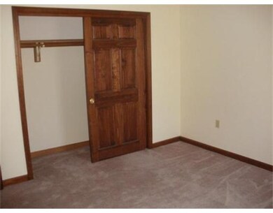 143 Pennacook Dr unit 143, Leominster, MA 01453 - photo 7