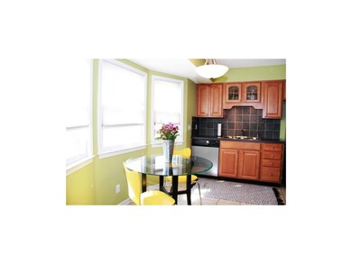 Newer Cabinetry & Stainless Appliances!