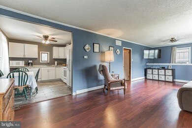 111 Underwood Ave, West Deptford, NJ 08096 - photo 3