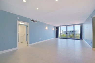 6 Living Room