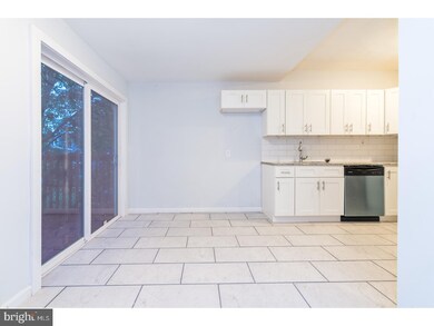 300 W 35th St, Wilmington, DE 19802 - photo 2