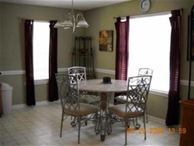 1478 E Wesley Chapel Rd, Byron, GA 31008 - photo 5