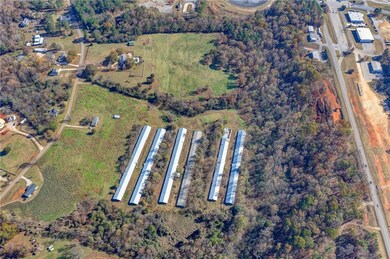 4420 Benefield Rd, Braselton, GA 30517 - photo 7