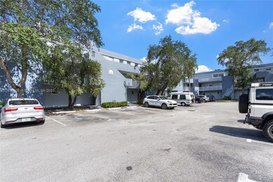 The Beach Club at Fontainebleau Park unit E225, Miami, FL 33172 - photo 3