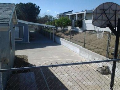 24740 Butterchurn Rd, Wildomar, CA 92595 - photo 7