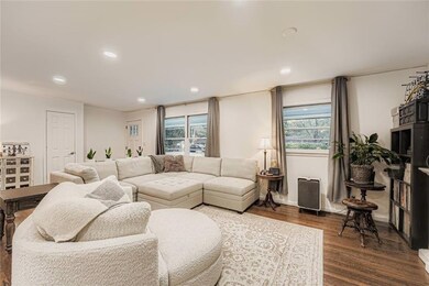 310 Brook Dr NE, Atlanta, GA 30328 - photo 2