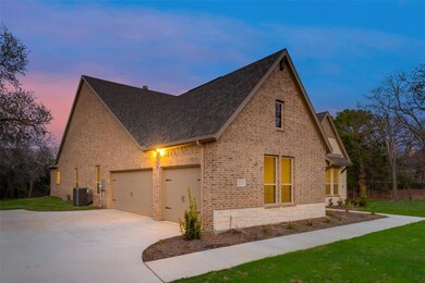 2213 Crystal Palace Blvd, Alvarado, TX 76009 - photo 6