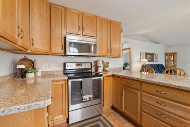 170 24th Place NW, Owatonna, MN 55060 - photo 5