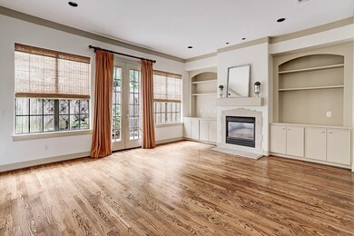 2009 Hazard St, Houston, TX 77019 - photo 3